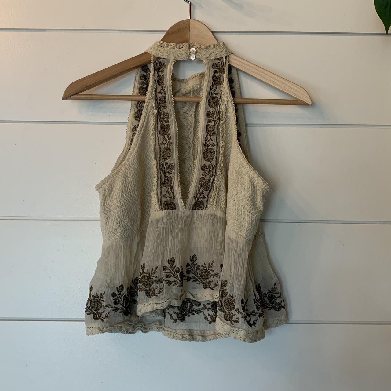 Ecote Women's Cream and Gold Blouse (2)