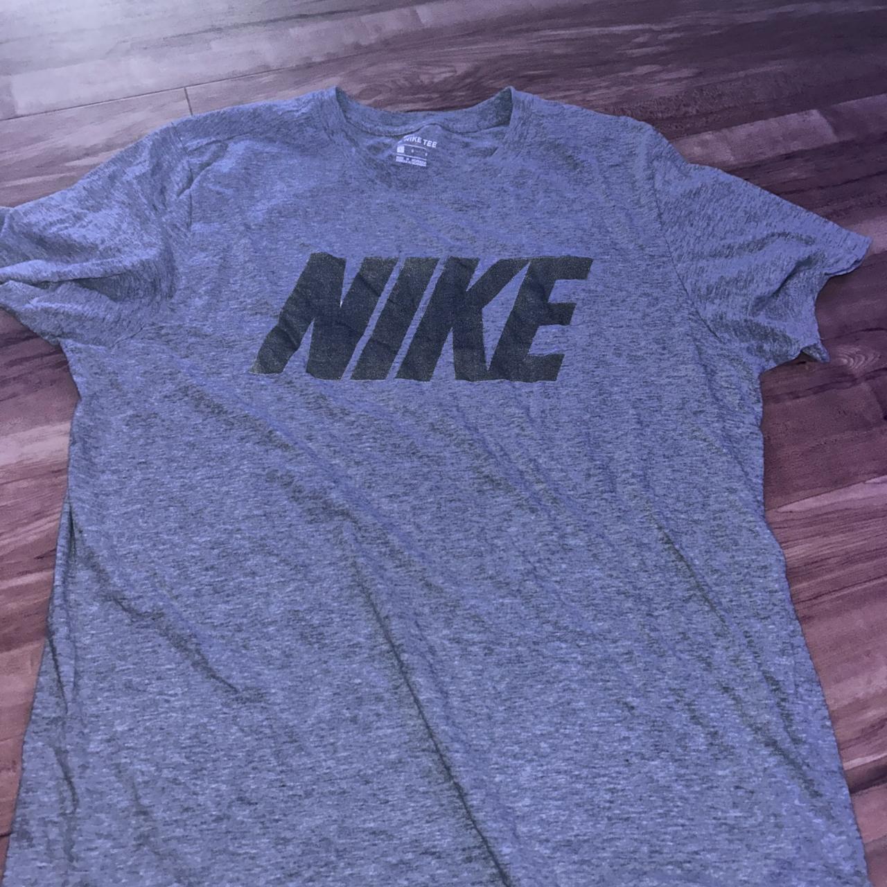 Large Grey Nike t-shirt, worn - Depop