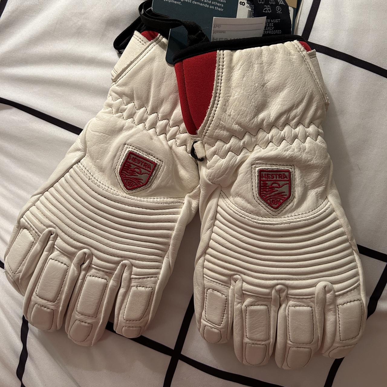 BRAND NEW Hestra Alpine Pro gloves (size 8) perfect... Depop