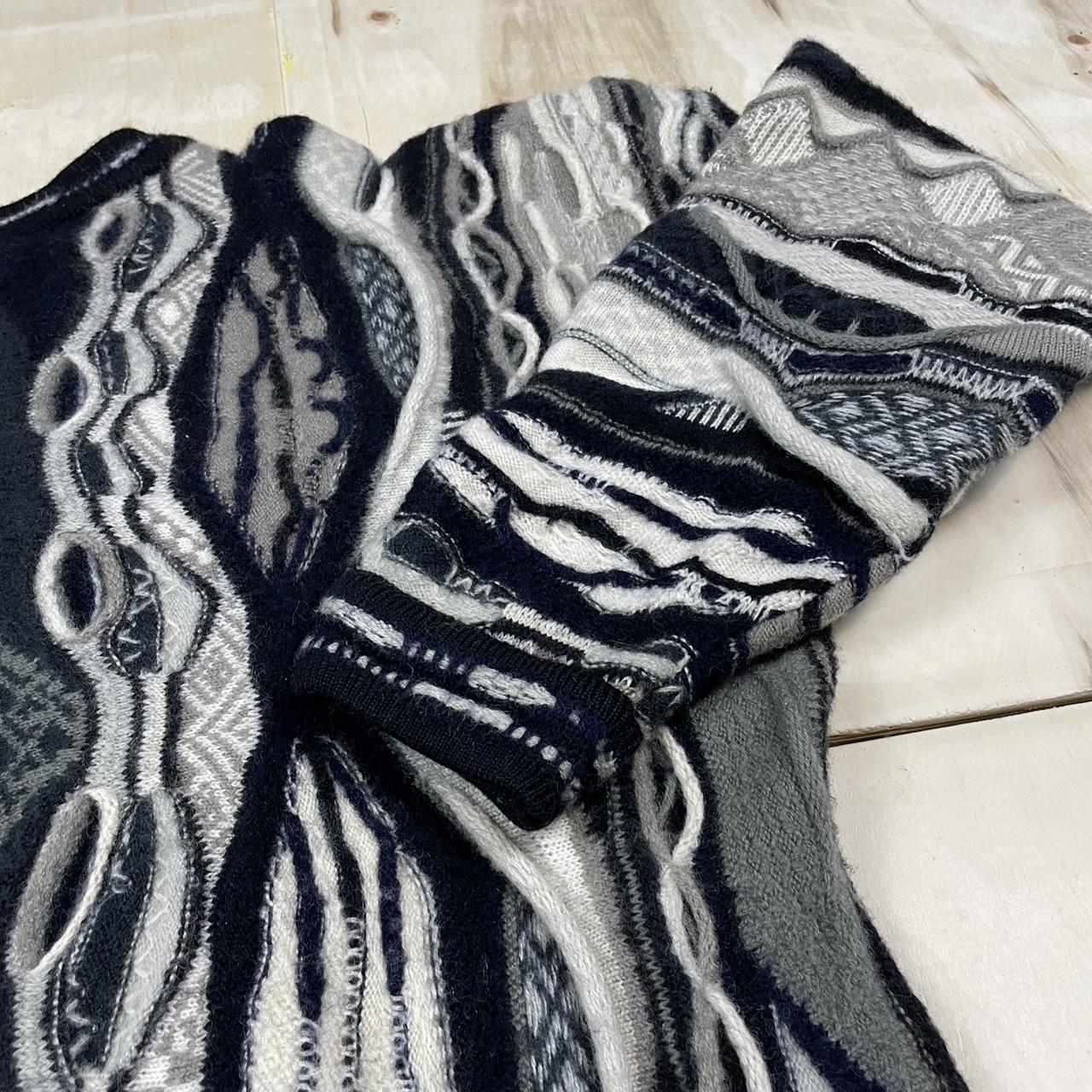 Vintage 2000s coogi 3D wool knit sweater Super | Depop