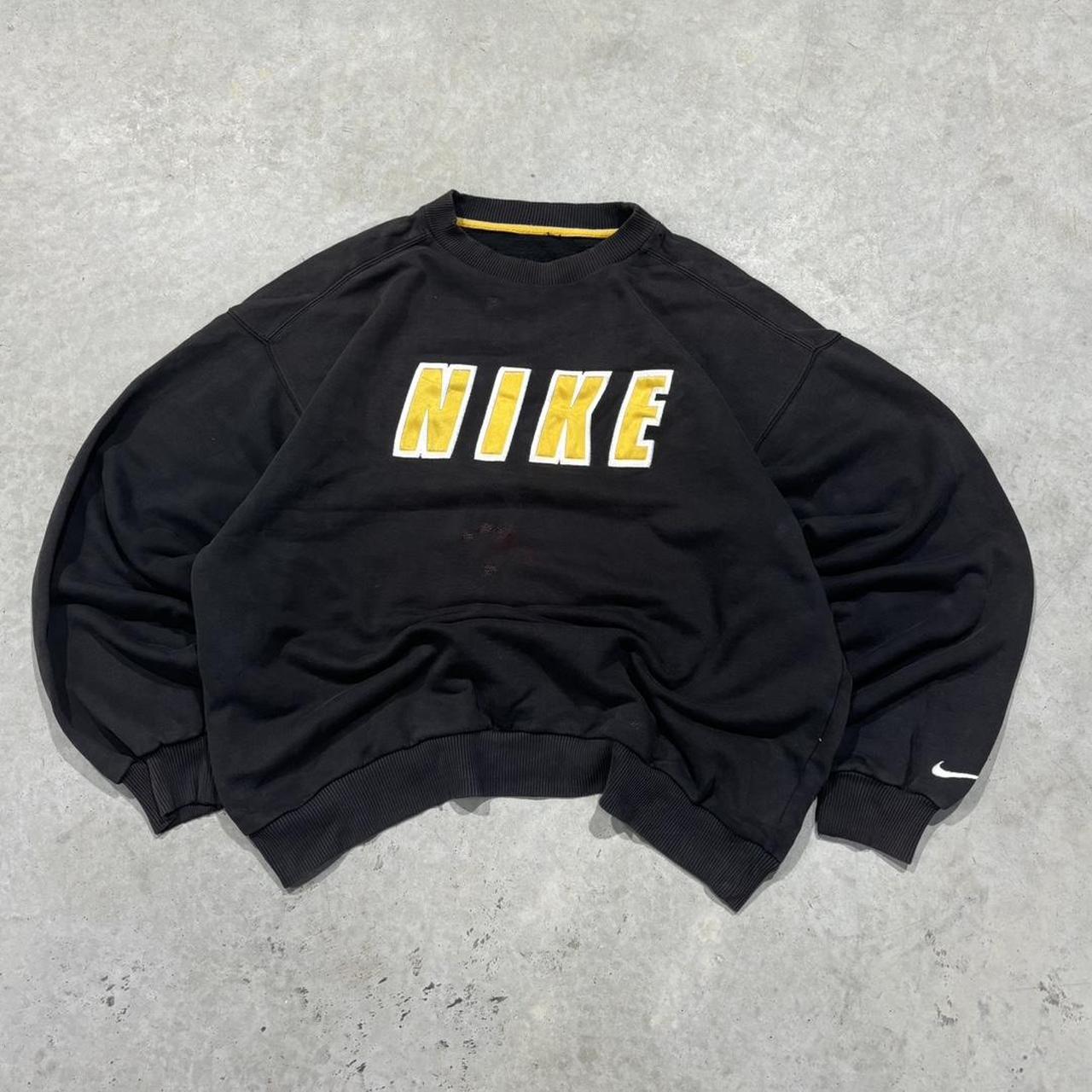 Depop nike sweatshirt sale