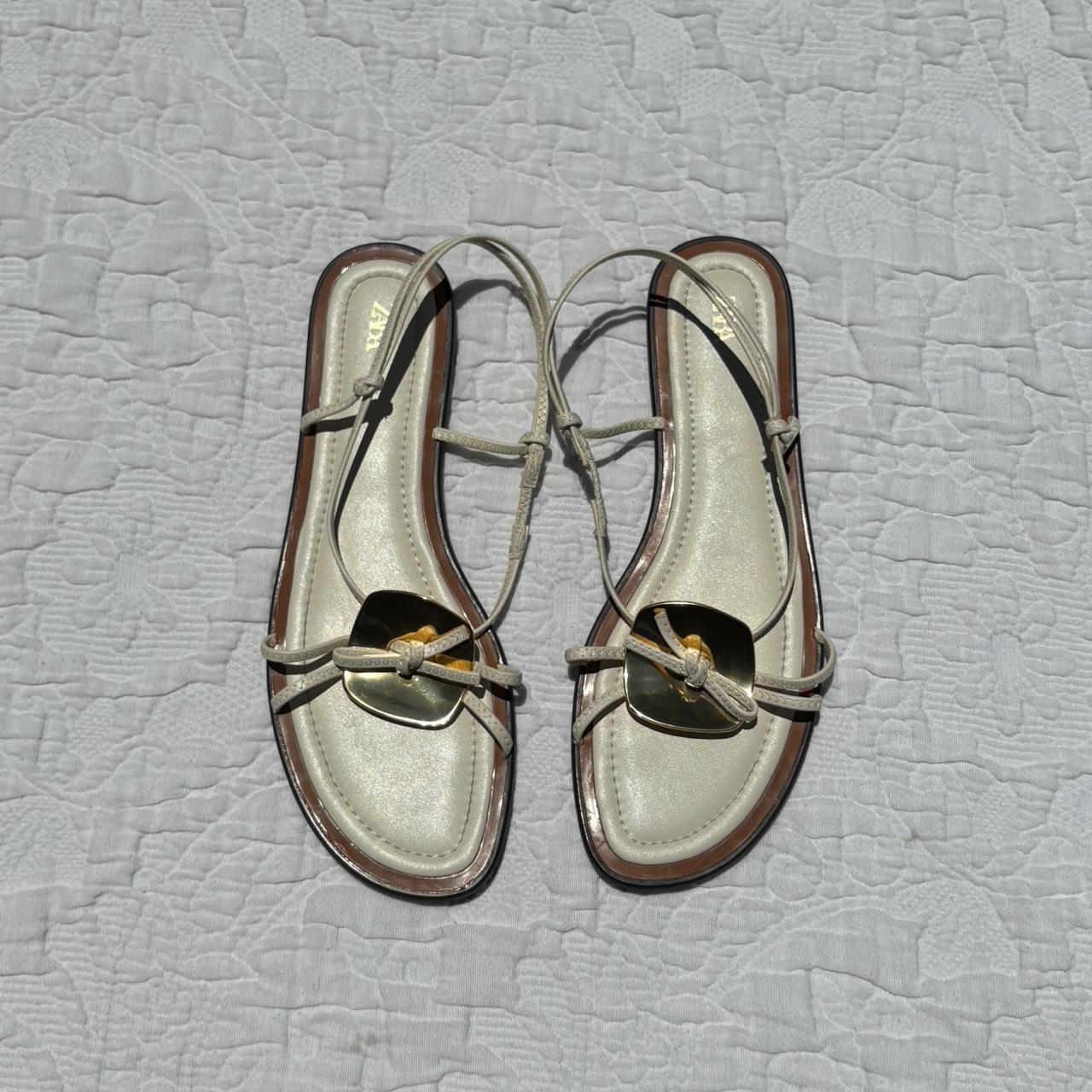 item listed by damagedgoodsvntge