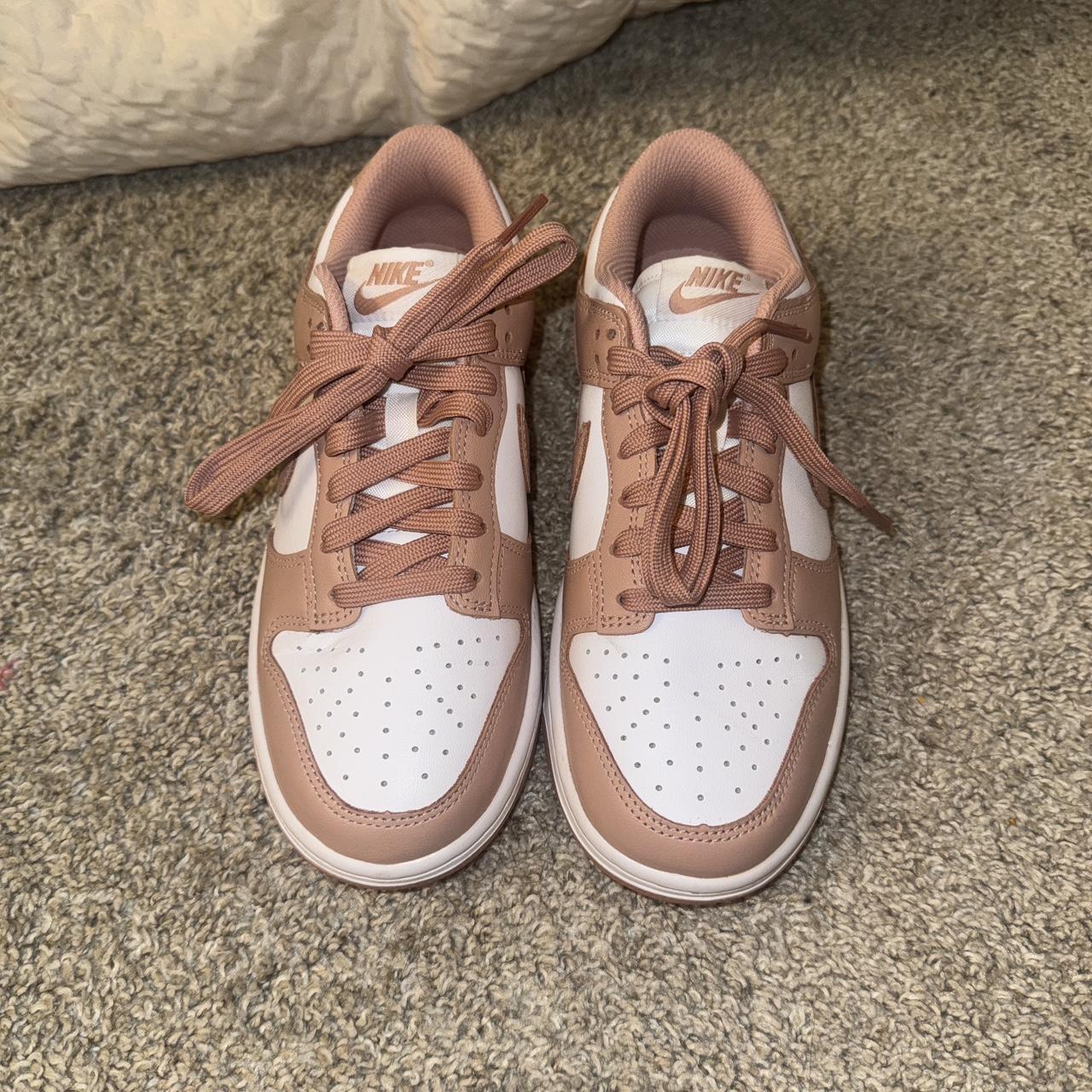 item listed by cariicari
