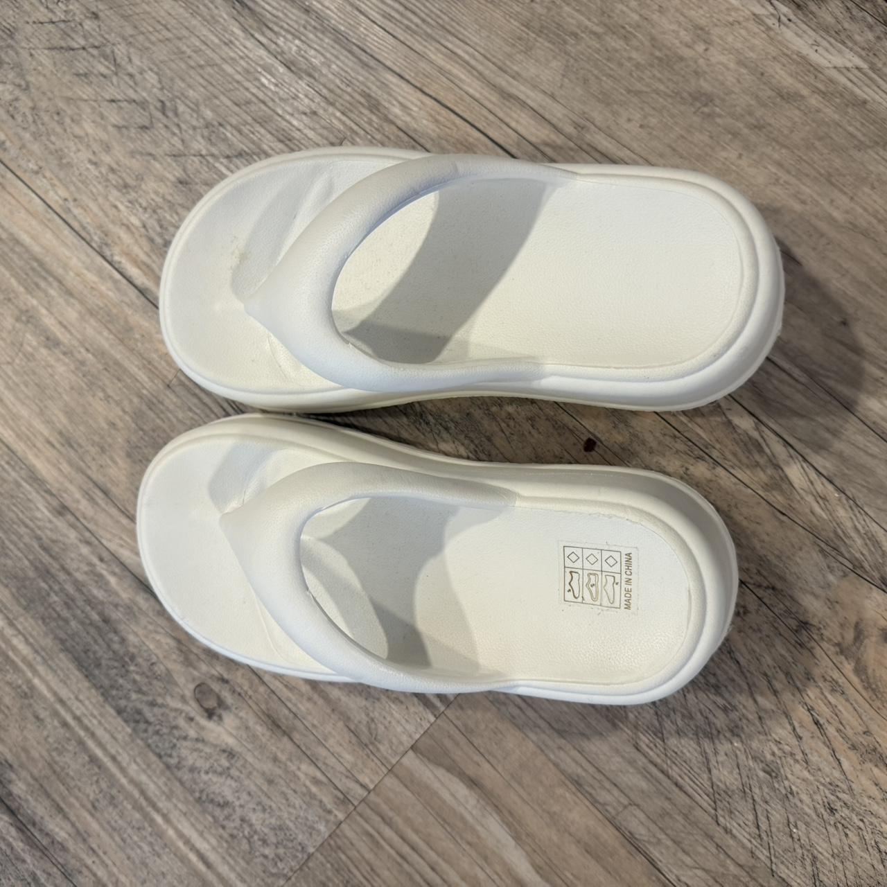 item listed by cariicari