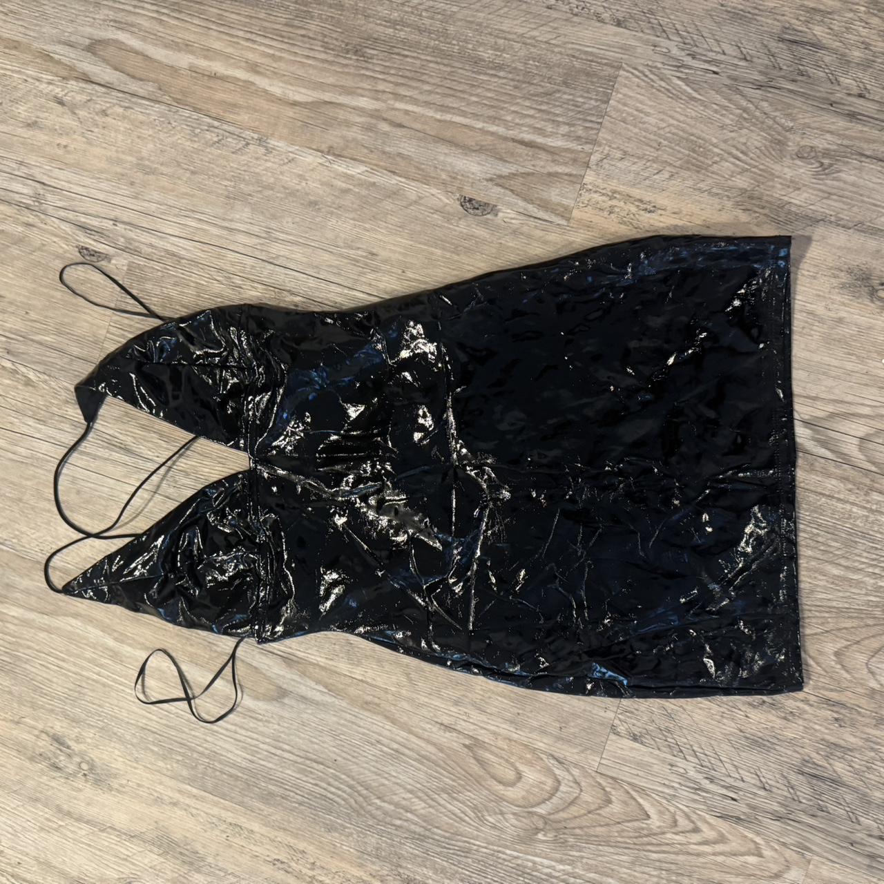 item listed by cariicari