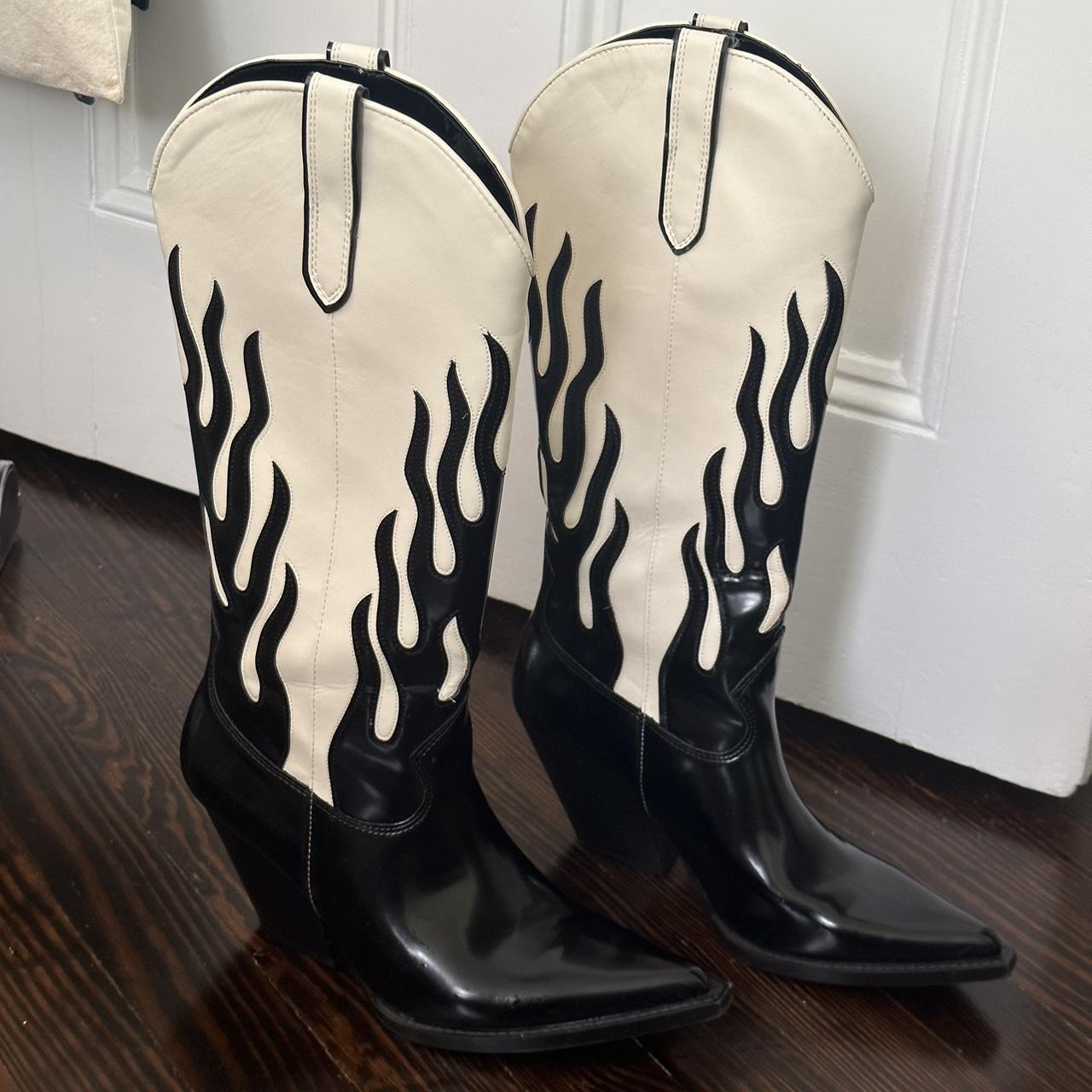 Zara Women's Black and Cream Boots Depop