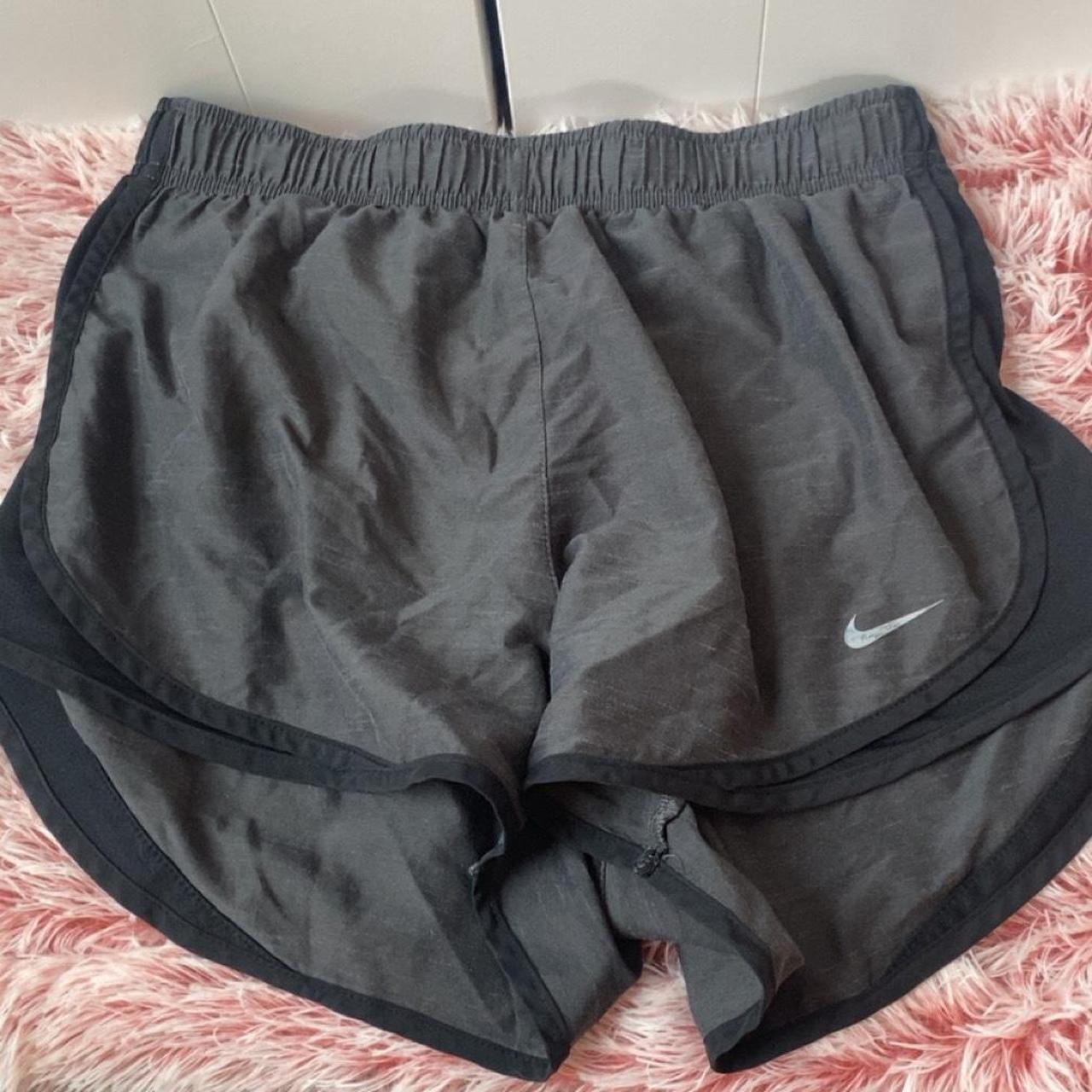 item listed by saoirsesclosett