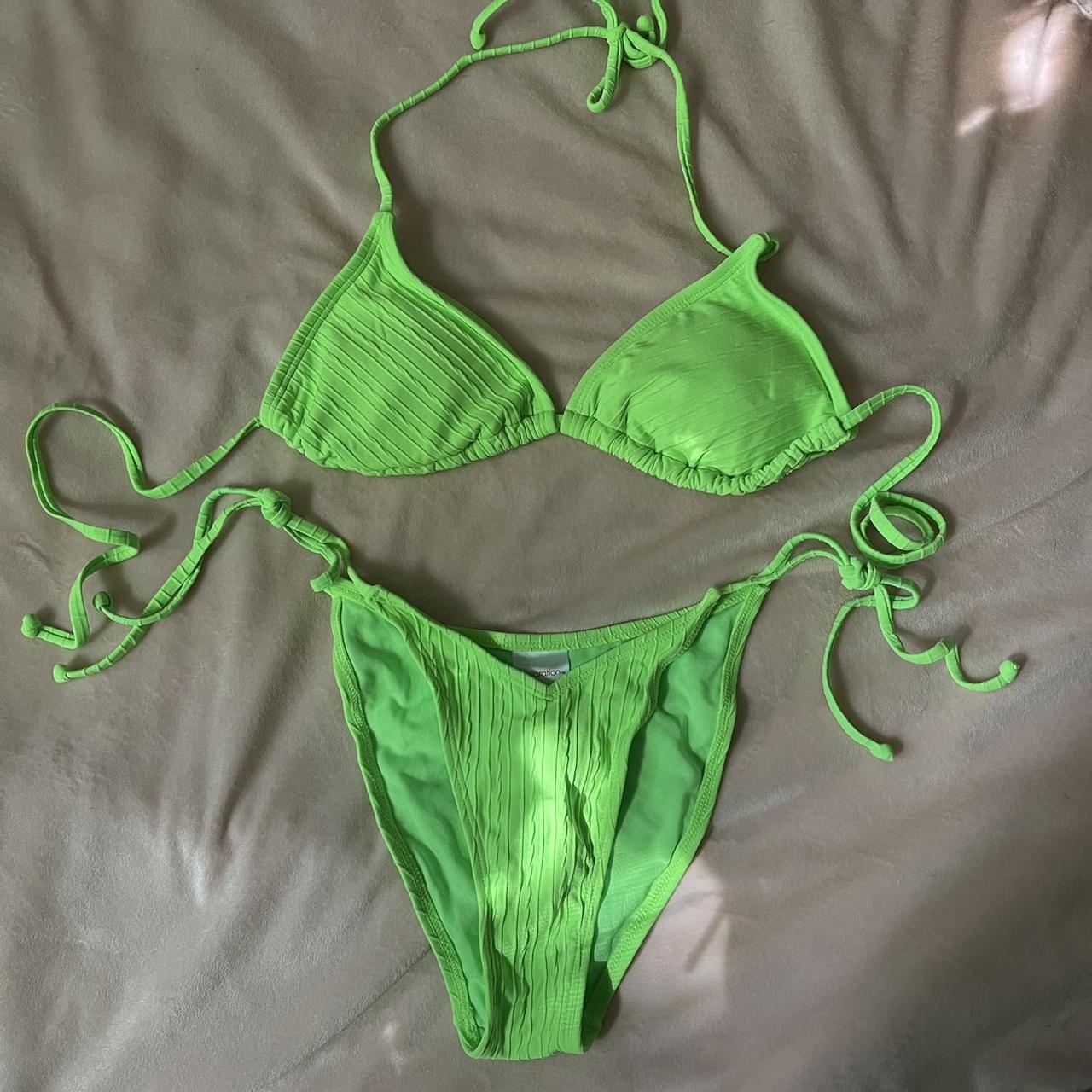 Xhilaration Women's Green Bikinisandtankinisets Depop