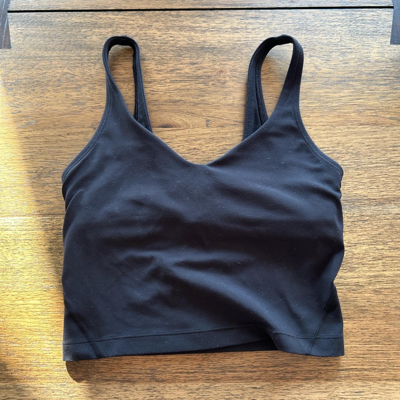 Lululemon Women's Crop-top | Depop