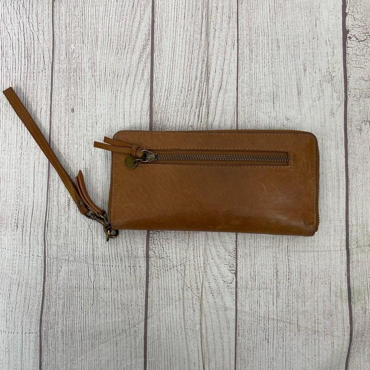 Lucky Brand Leather Wallet - very cute! | Leather wallet, Leather, Wallet