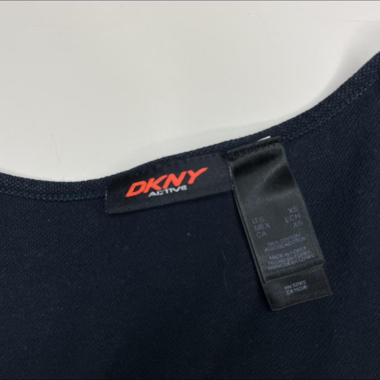 DKNY Women's Navy and Blue Vest (3)