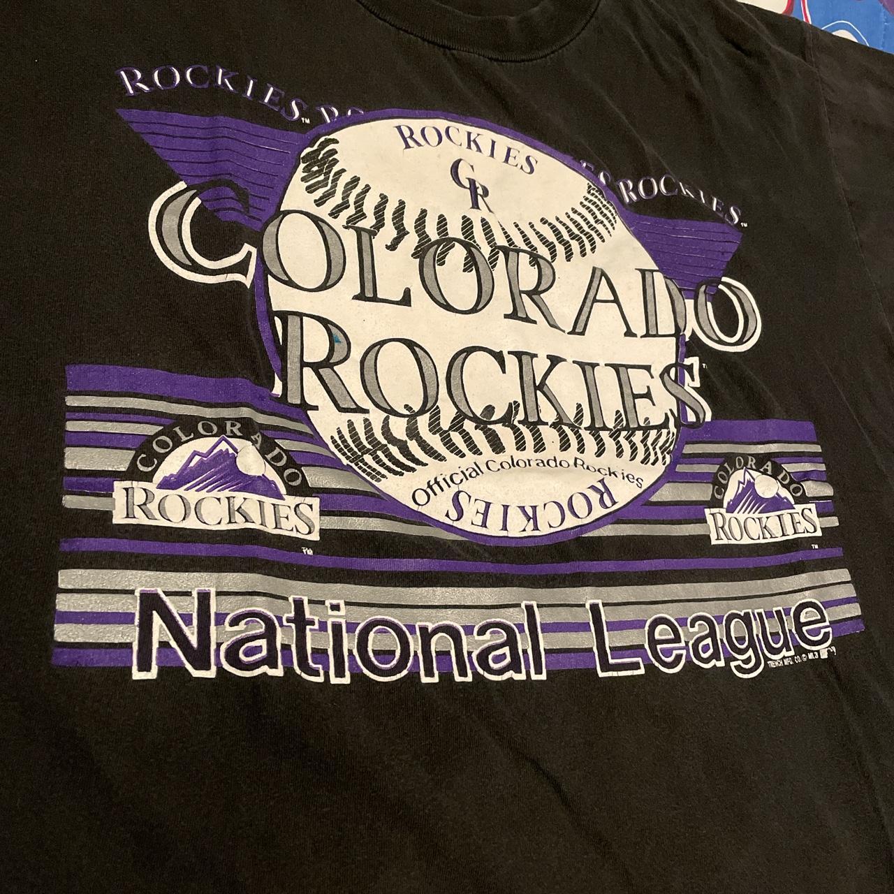 VINTAGE COLORADO ROCKIES TEE! SIZE LARGE! MESSAGE ME - Depop