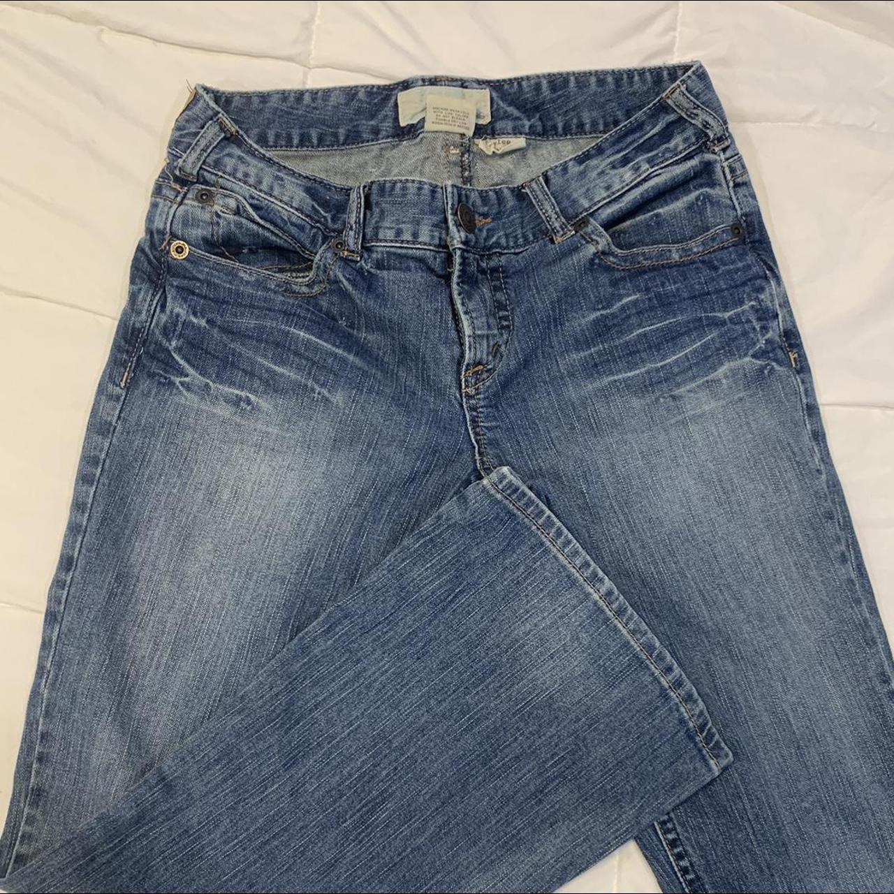 y2k thrifted low rise jeans! •size 5-6 women jeans... - Depop