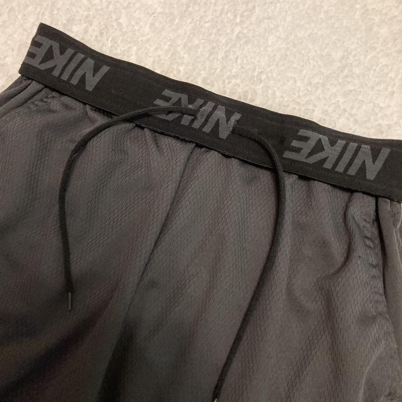 dark gray nike shorts