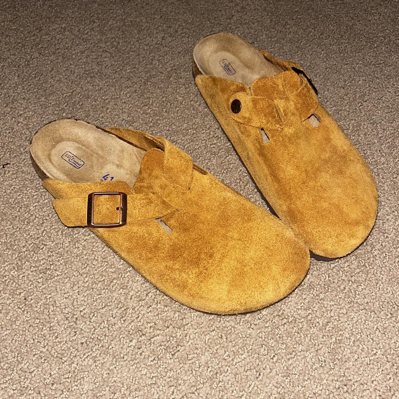 Birkenstock Boston mink suede. Worn once. Narrow fit. - Depop