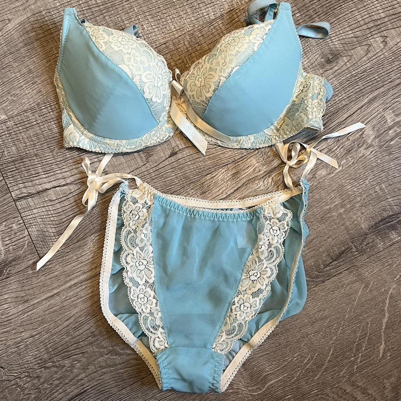 Vintage Japanese Lingerie Set No noticeable flaws... - Depop