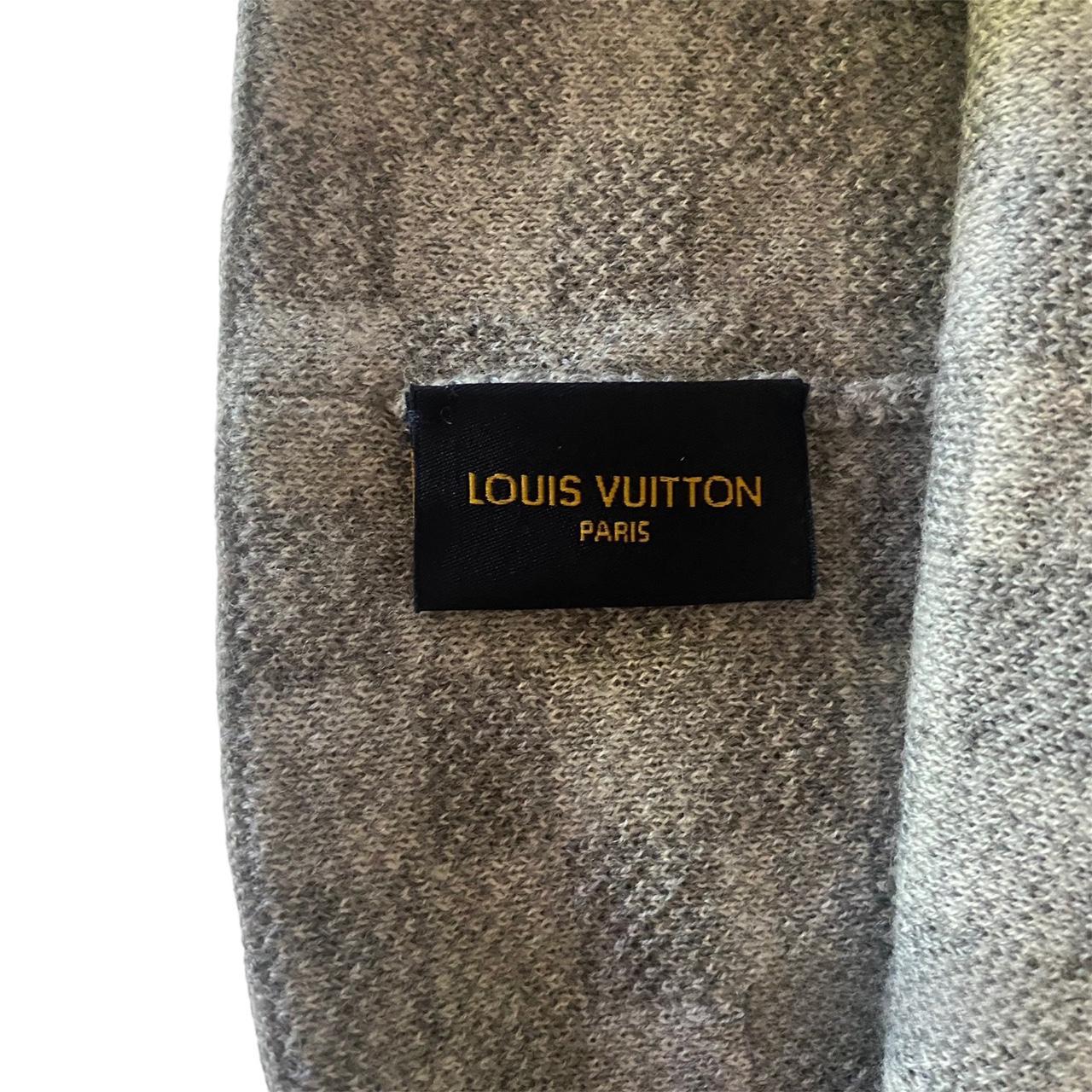 Louis Vuitton Beanie Grey One Size Gently Worn Men's - Depop