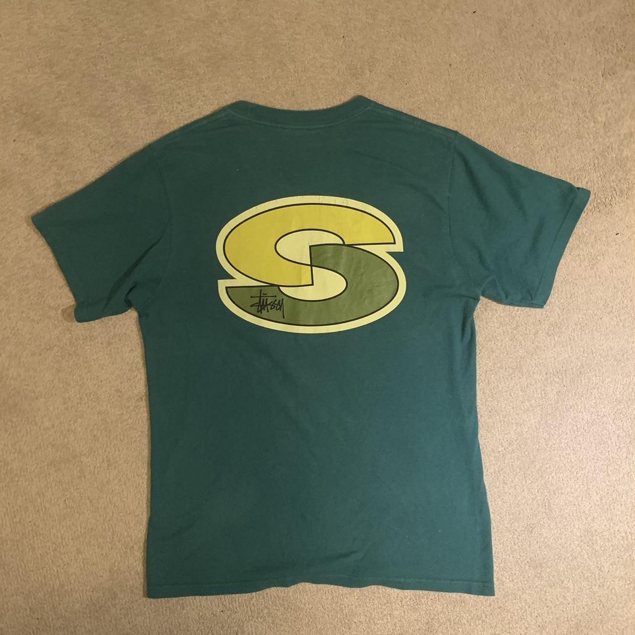 Stüssy Men's Green T-shirt | Depop