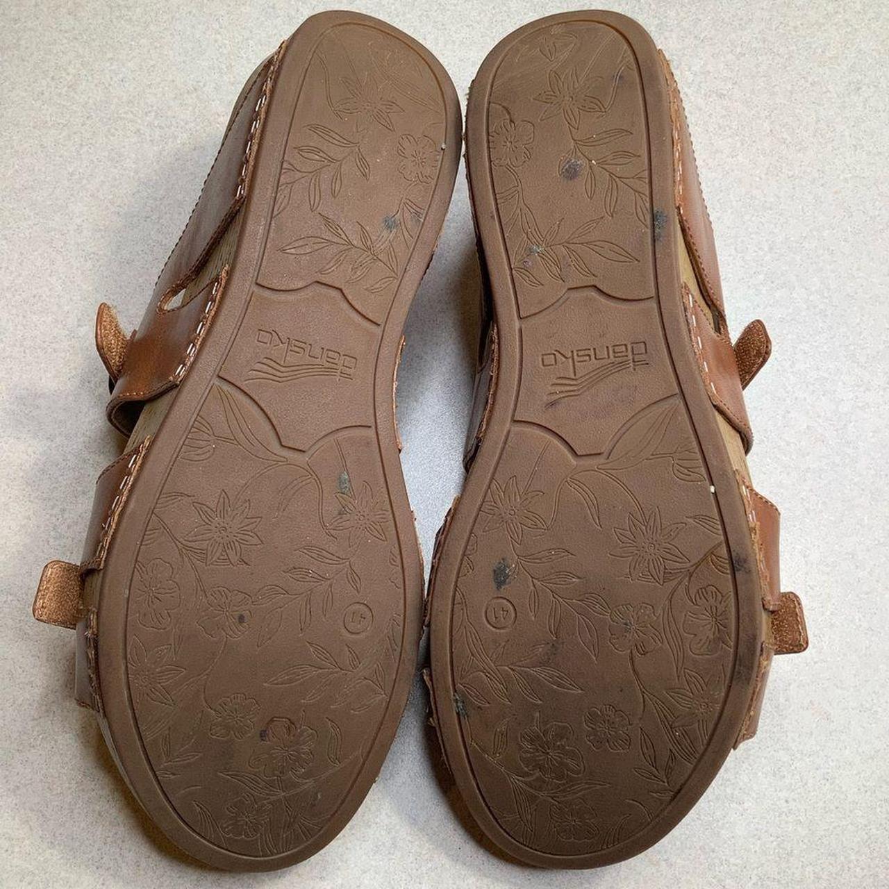 Dansko Leeann sandal Tan burnished leather Slip Depop