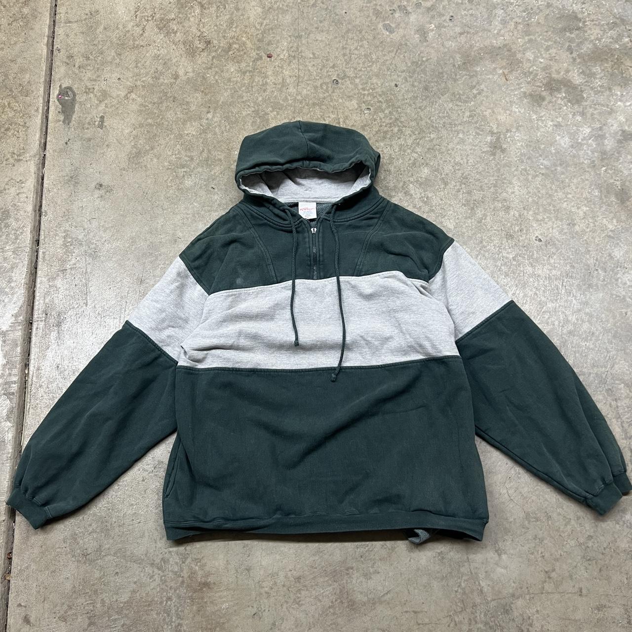item listed by relyta
