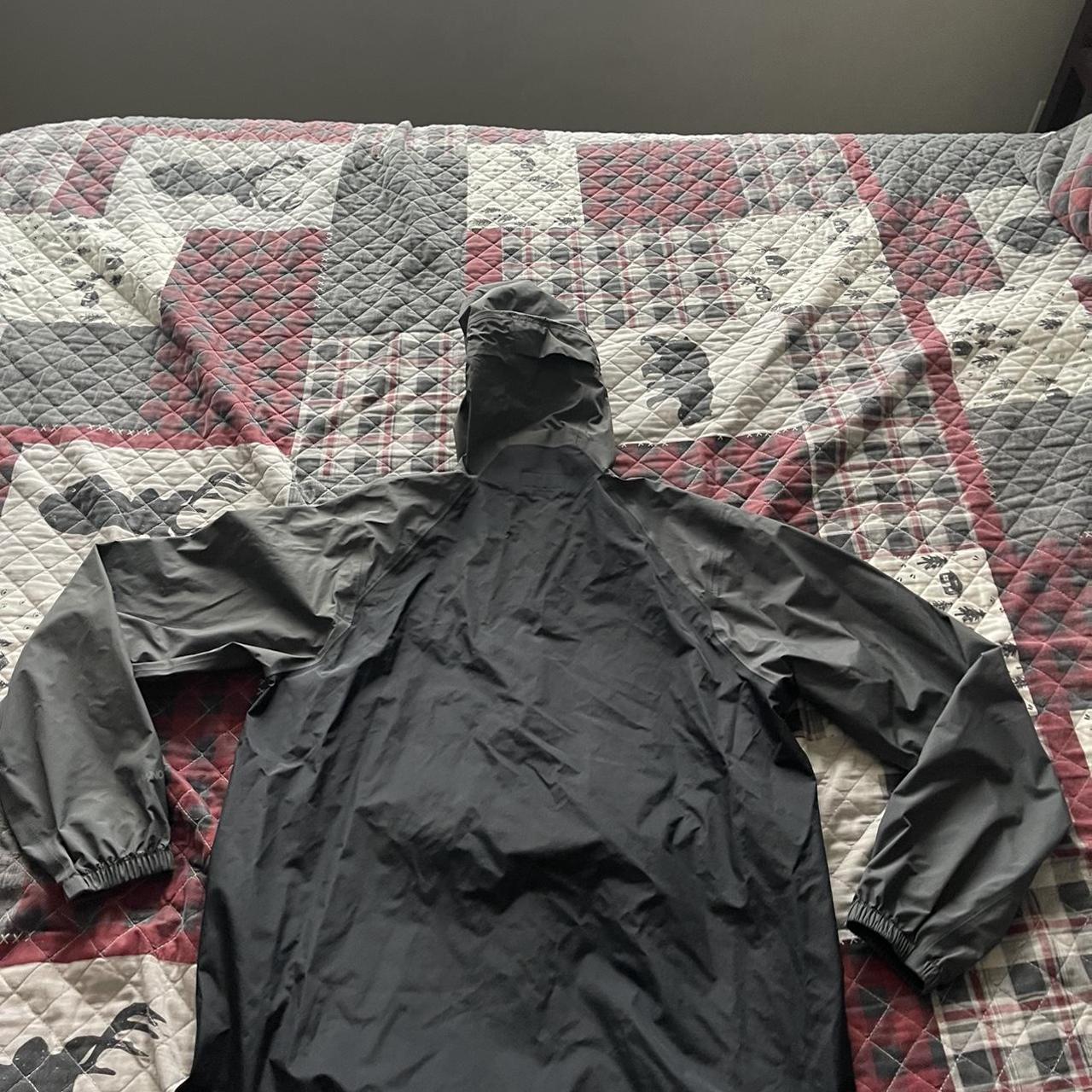 Patagonia windbreaker - Depop