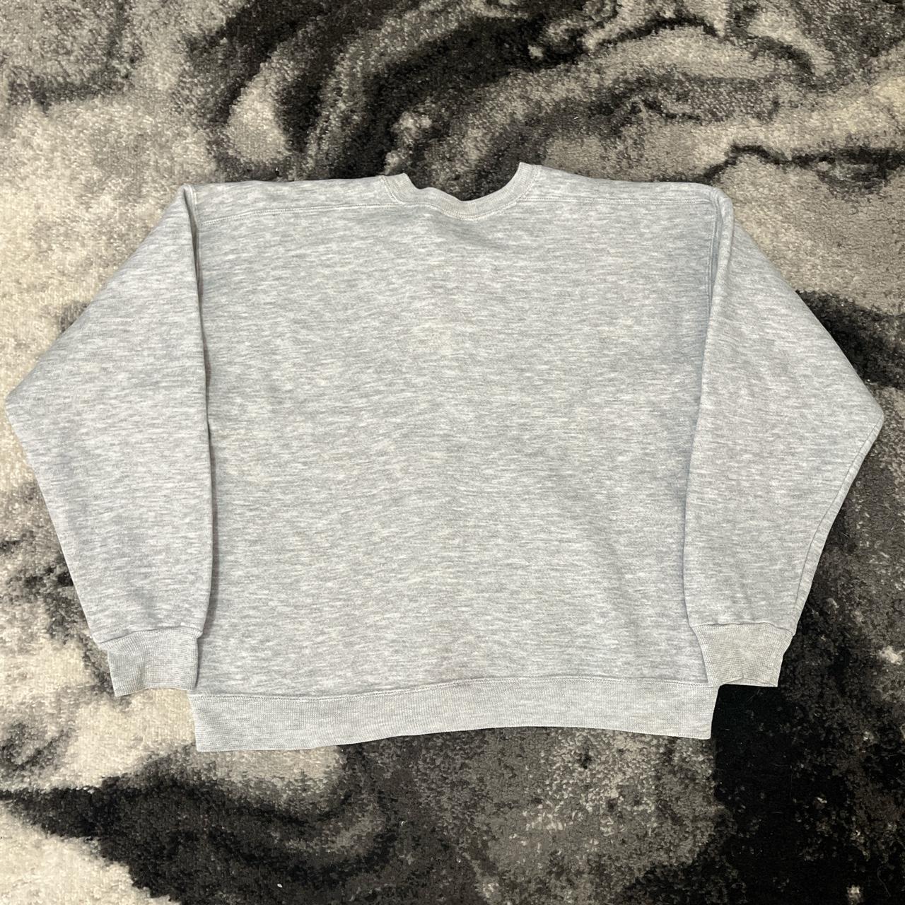 grey nike spellout sweatshirt