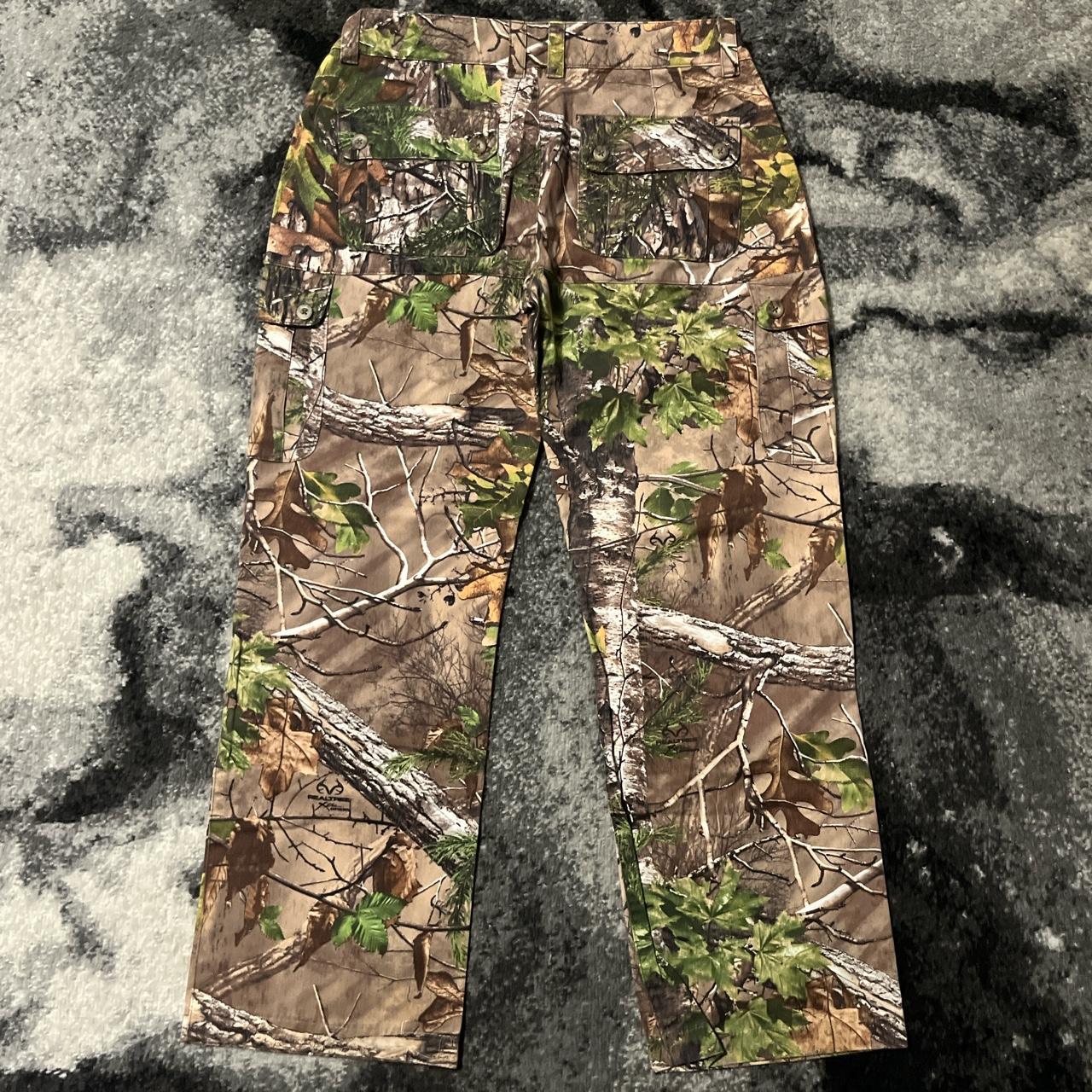 Realtree Double Knee Camo Pants Size: Small womens... - Depop