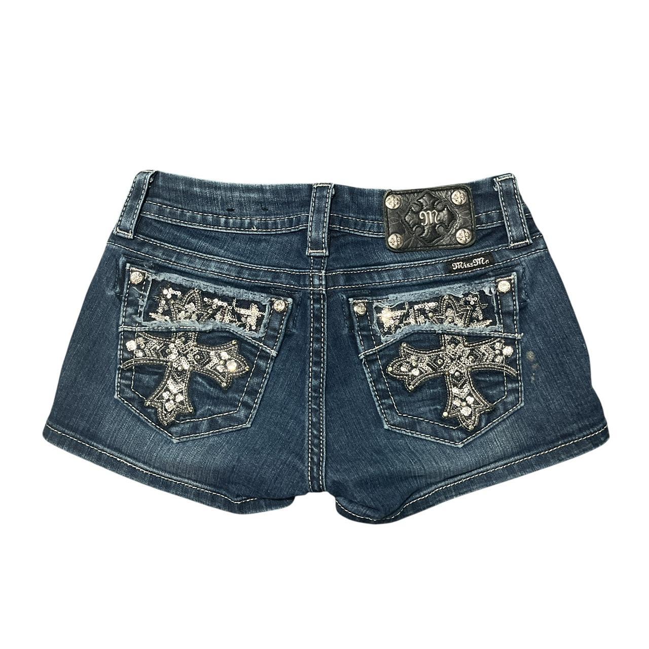item listed by lookfinds
