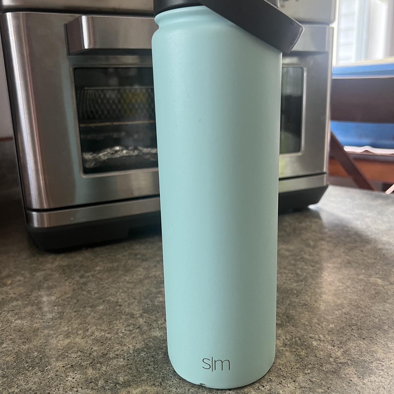 Simple Modern 22 Oz Water Bottle - some chips and - Depop