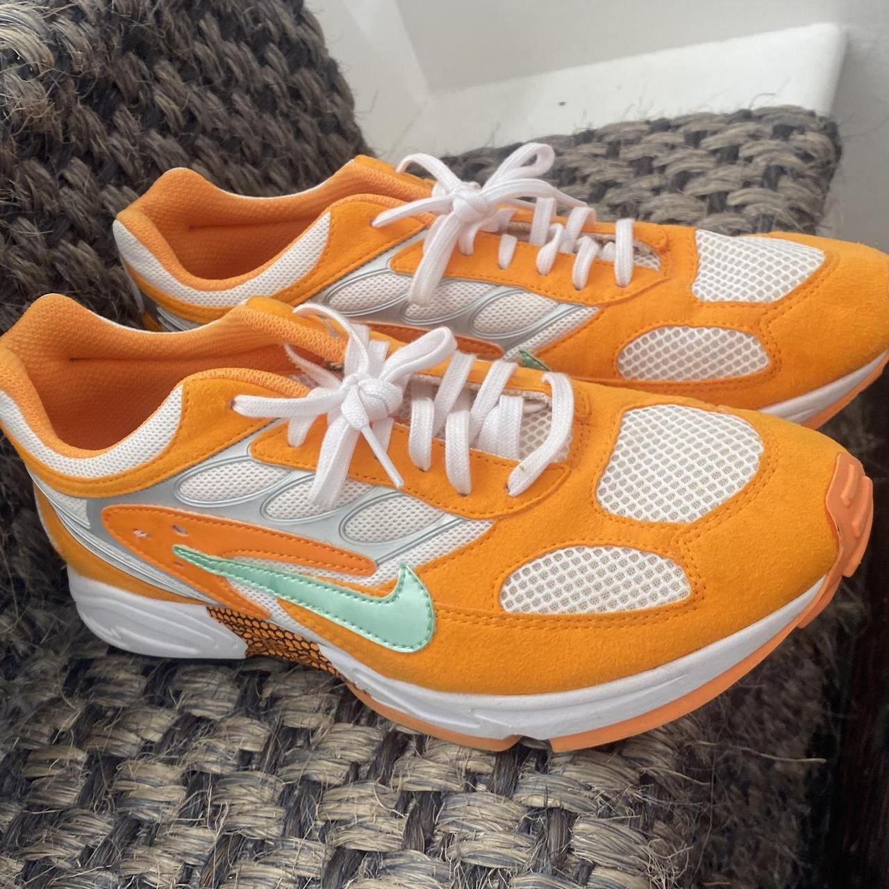 Nike Running Shoes Nike Trainers With Yellow Tick Limited Edition