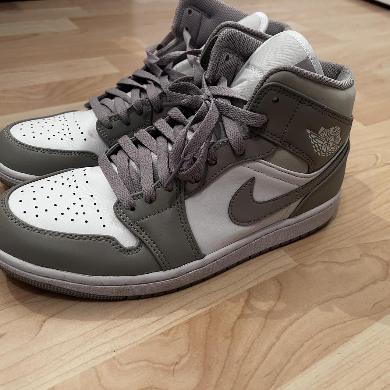 air jordan 1 mid used
