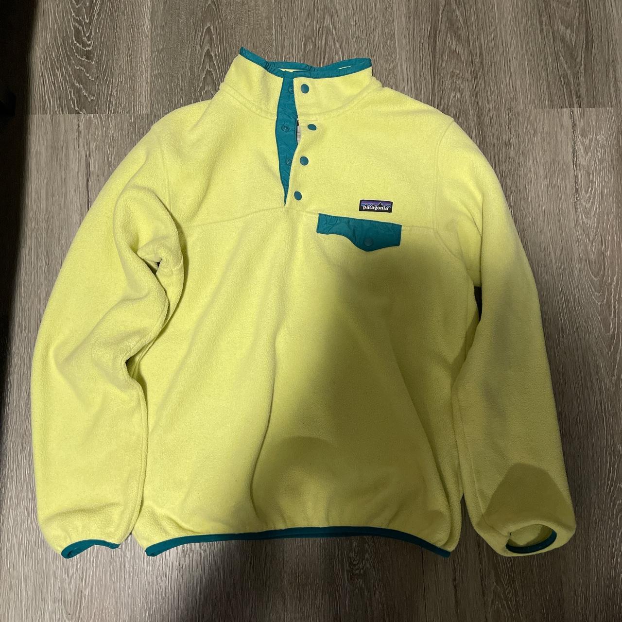super cute patagonia fleece!! hardly worn, Depop
