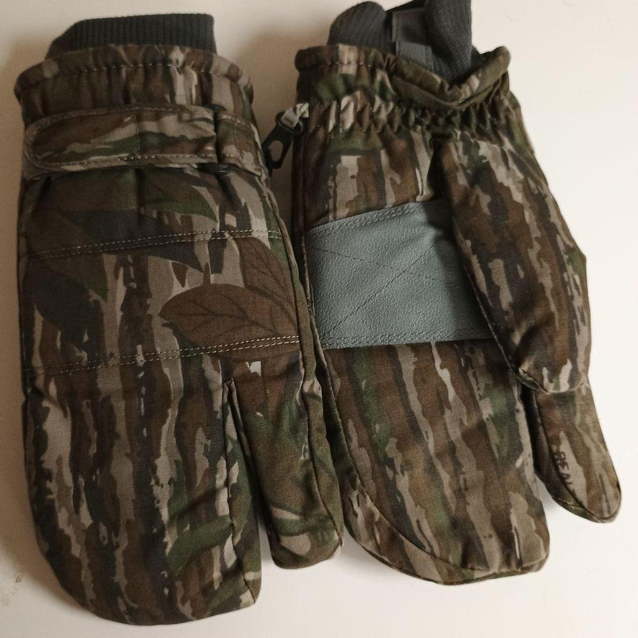 Source Unknown Men's Gloves - Green/Grey – Sarana… - image 1