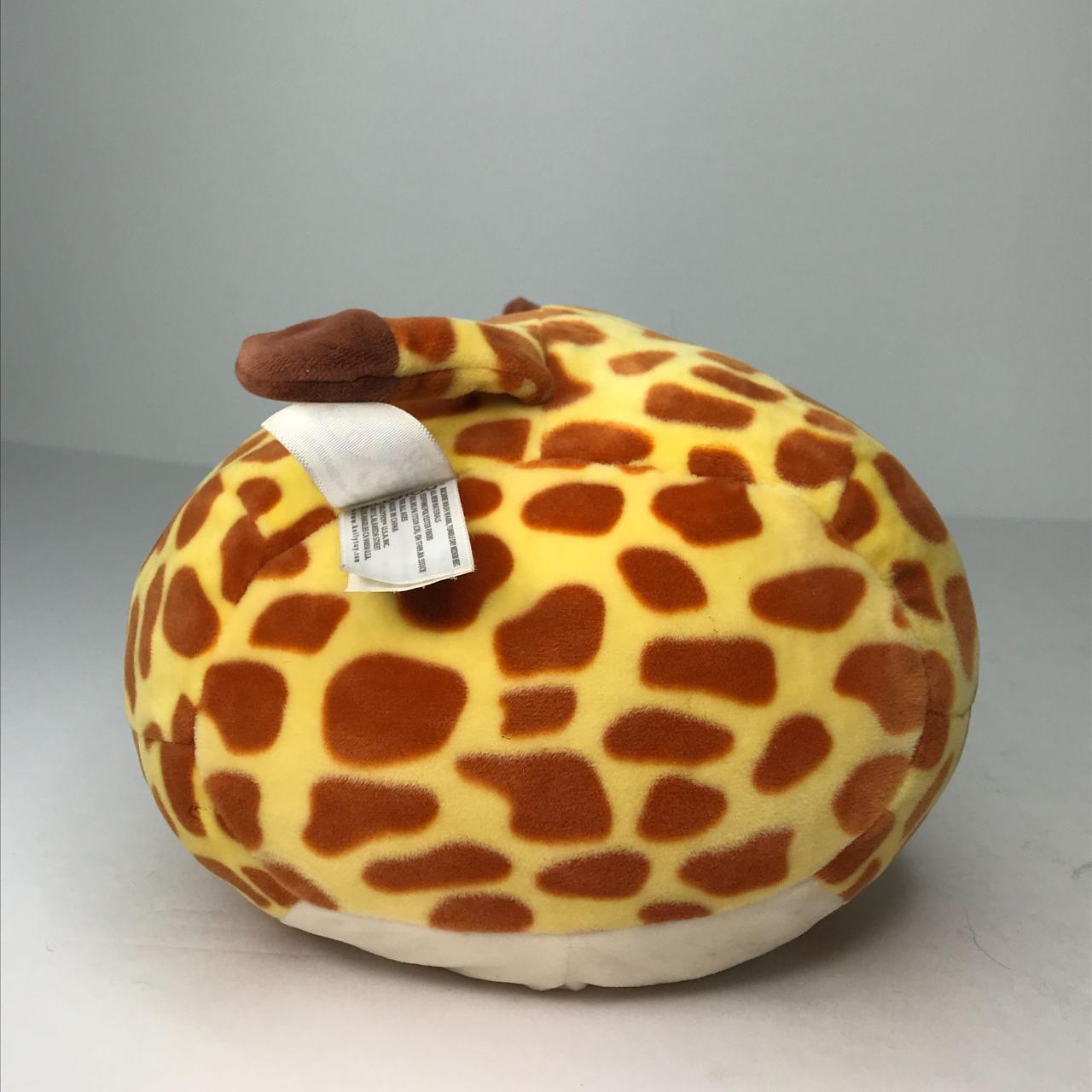 gary the giraffe squishmallow