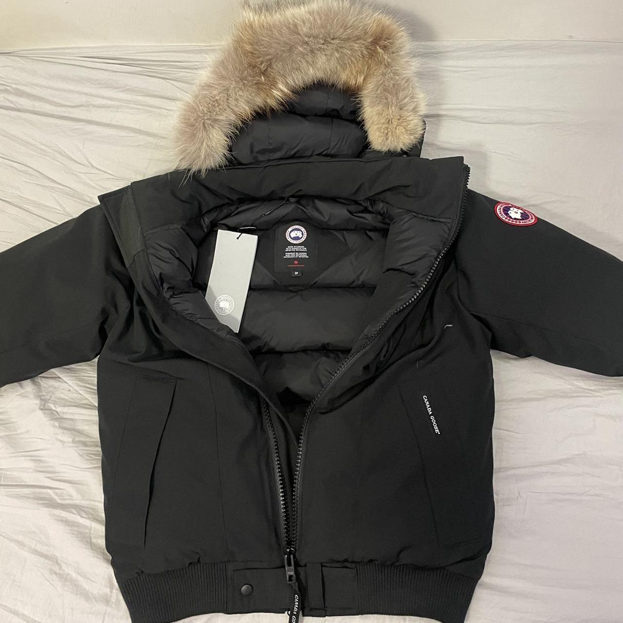 Canada Goose Men's Black Jacket | Depop