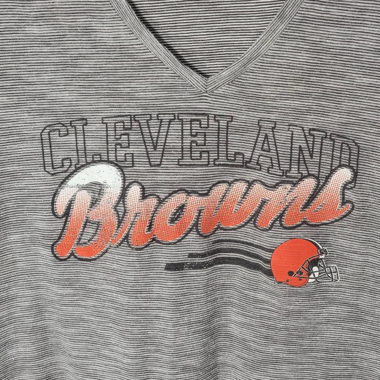 NFL Cleveland Browns Women's Tshirt XL Brand:  - Depop