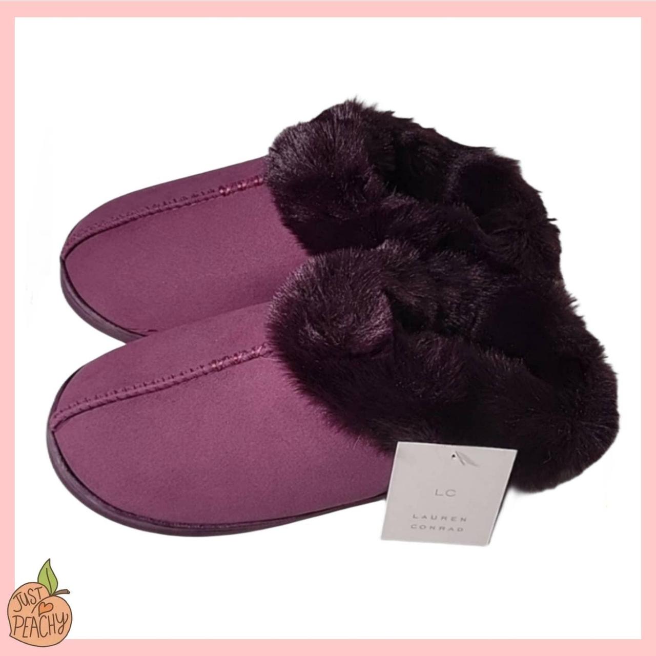 LC Lauren Conrad Women s Faux Fur Clog Slippers L Depop