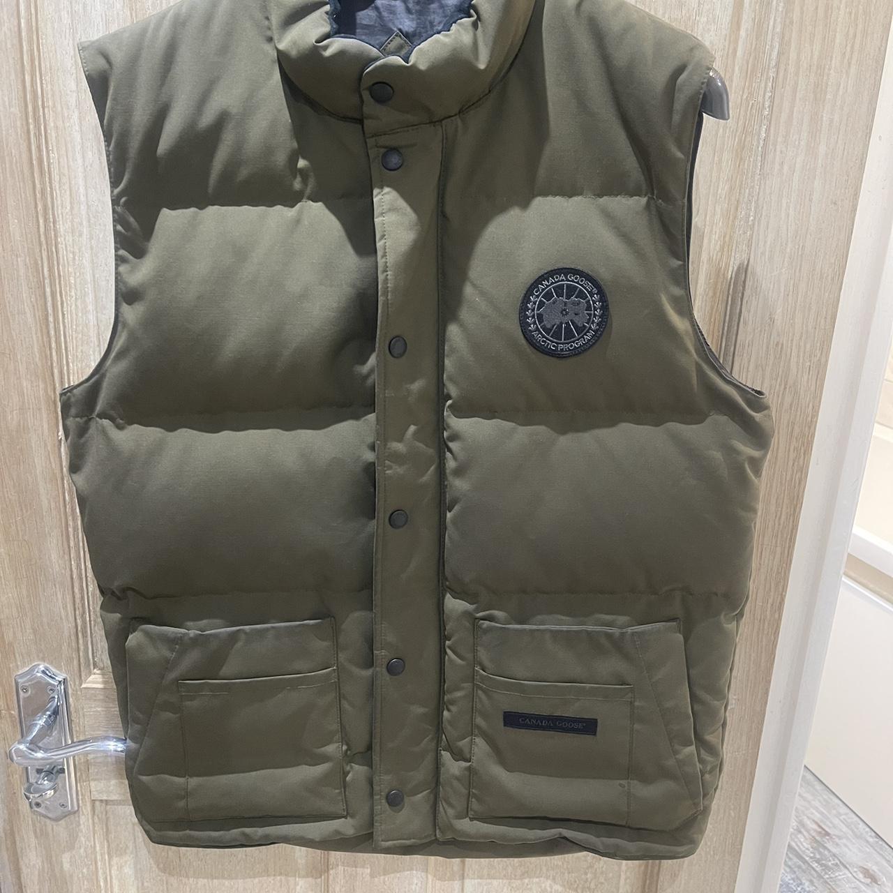 Canada goose gilet khaki best sale