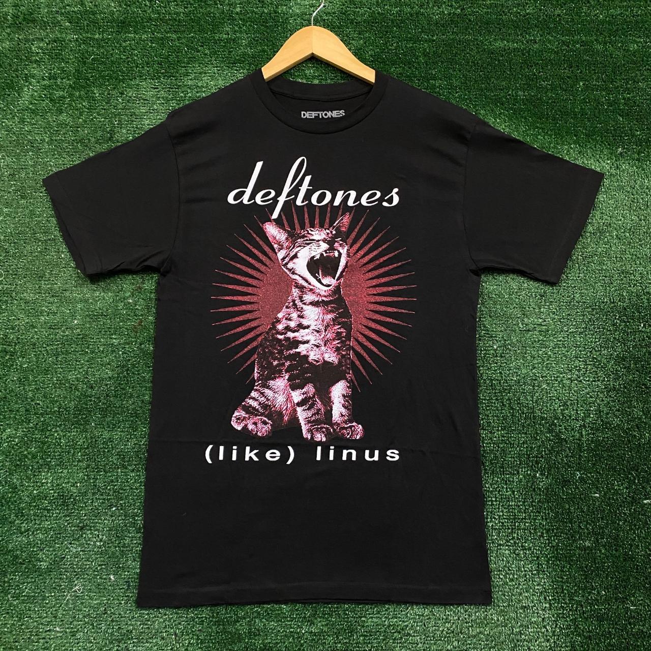 Deftones (Like) Linus Tshirt size large measures 19... - Depop