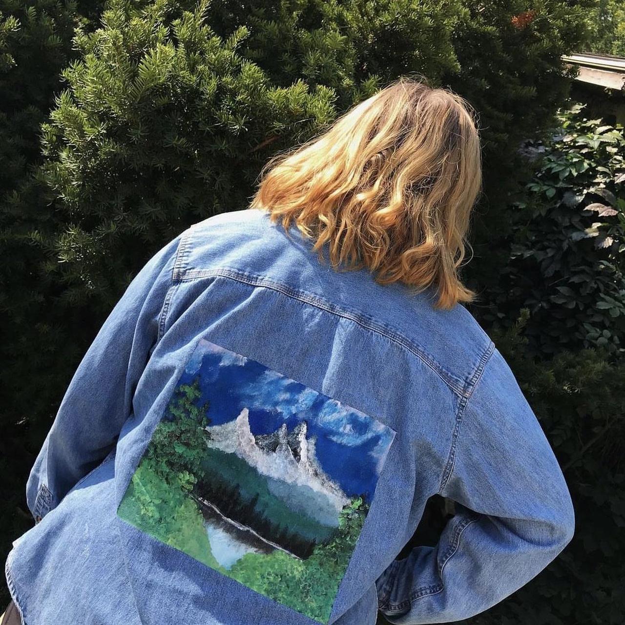 Jean jacket with painting on outlet back