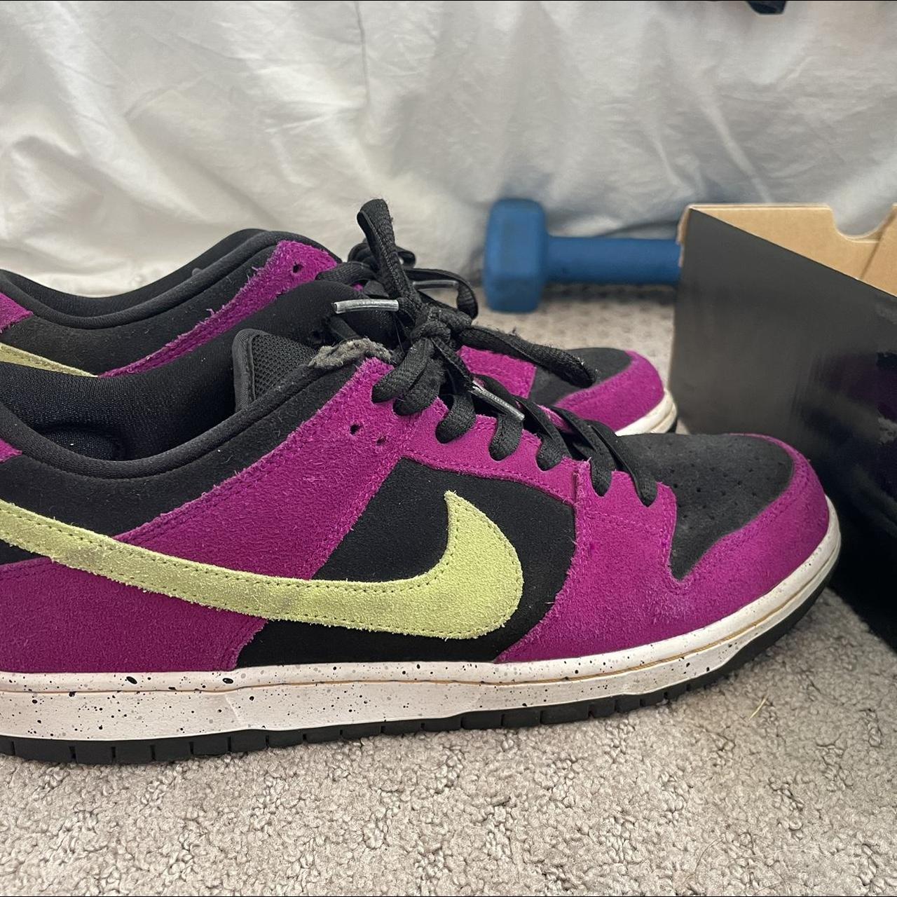 purple green dunks