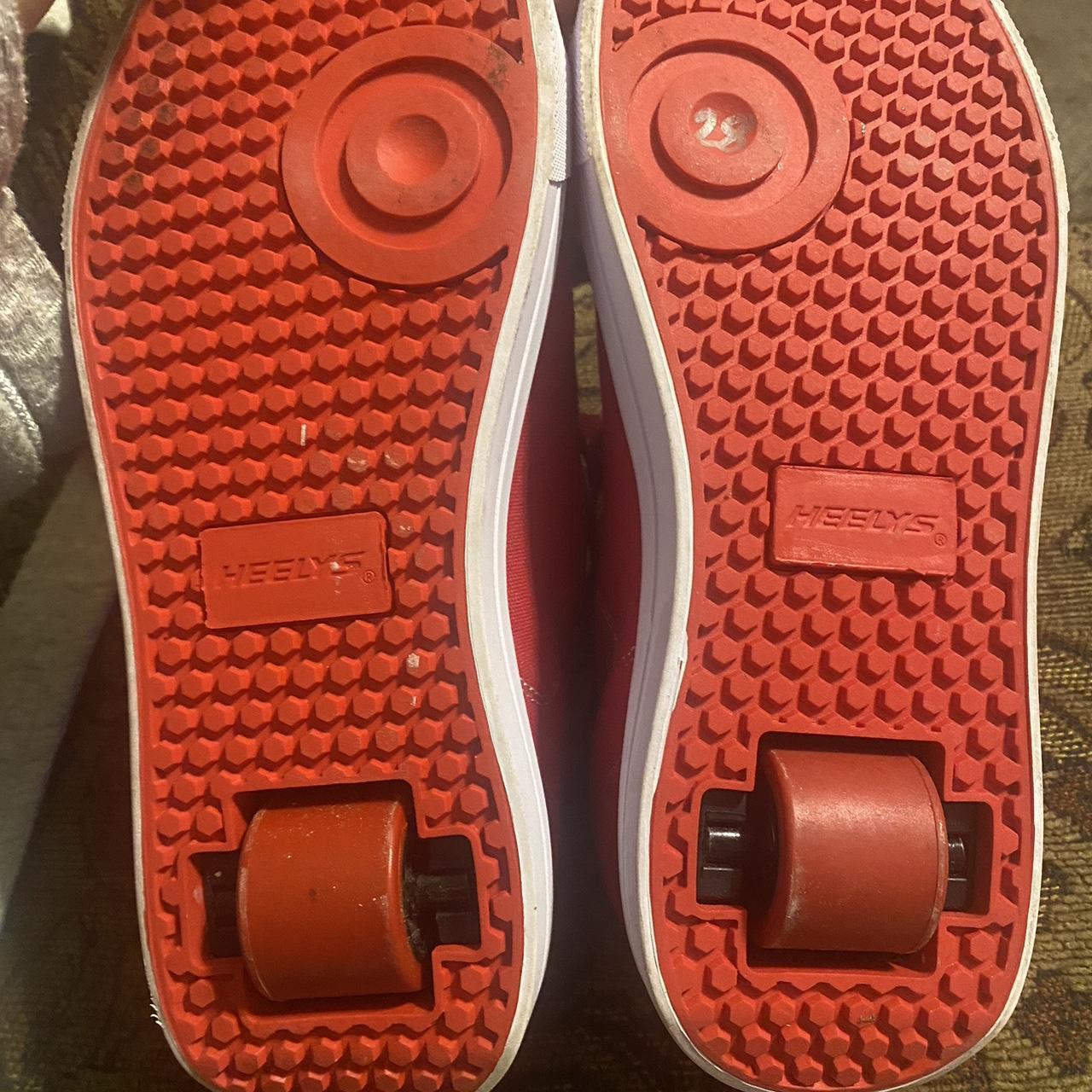 Heelys Women's Trainers Depop