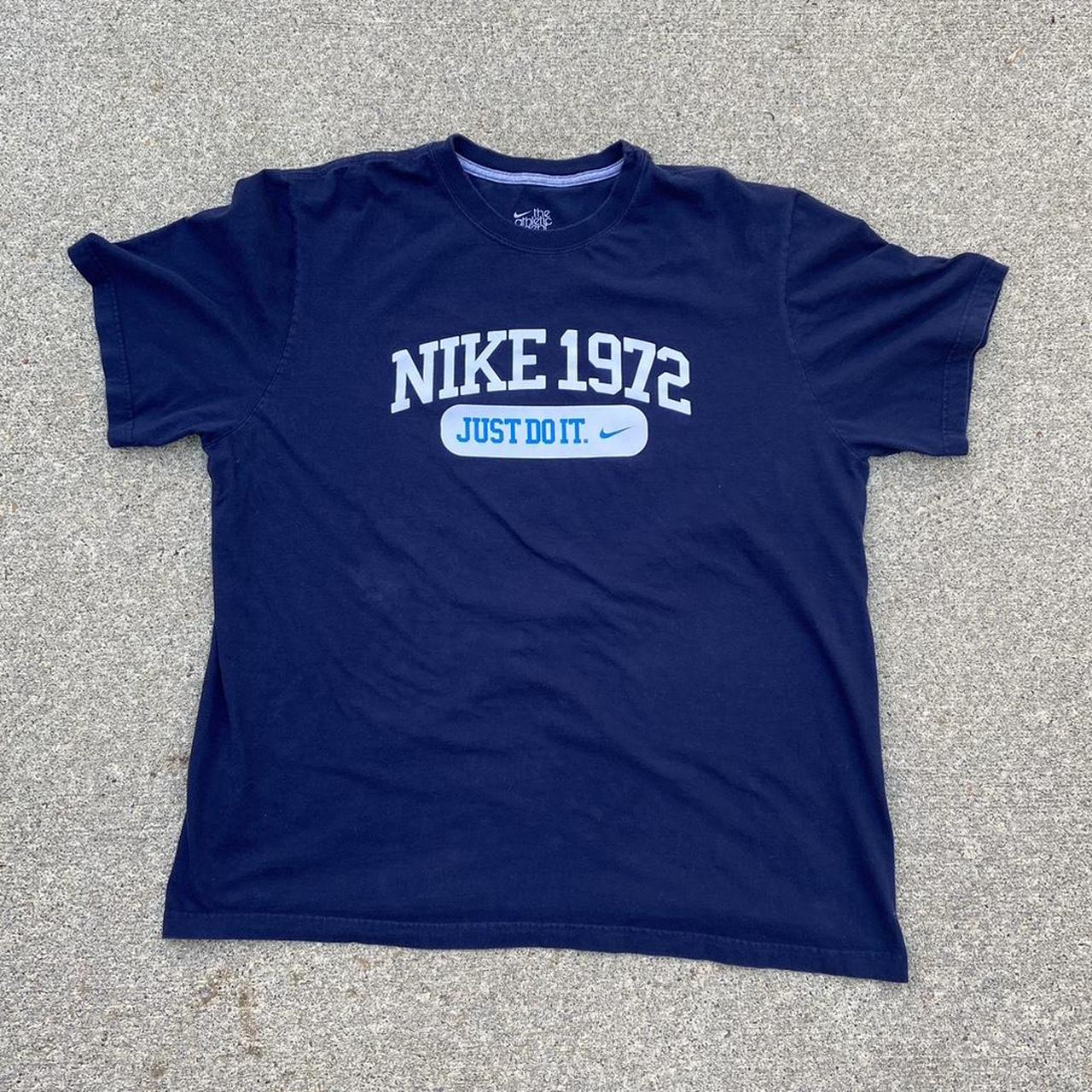 mens vintage nike shirt
