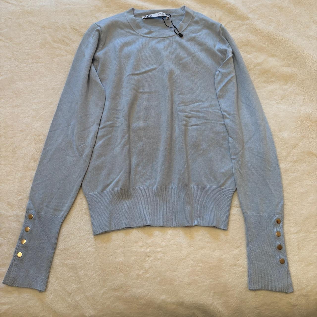 item listed by aliyauberoi