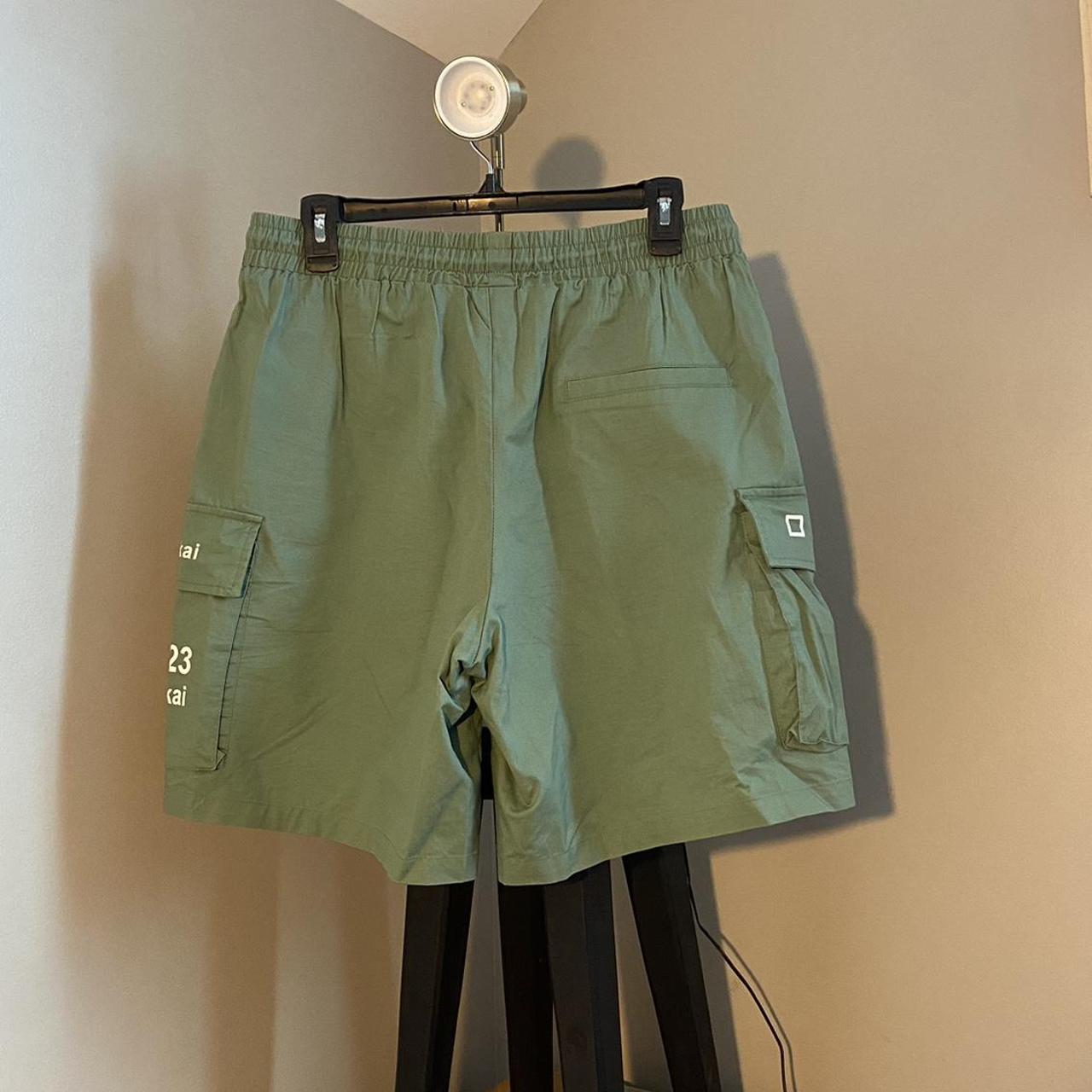 SHEIN Men's Green and Khaki Shorts Depop
