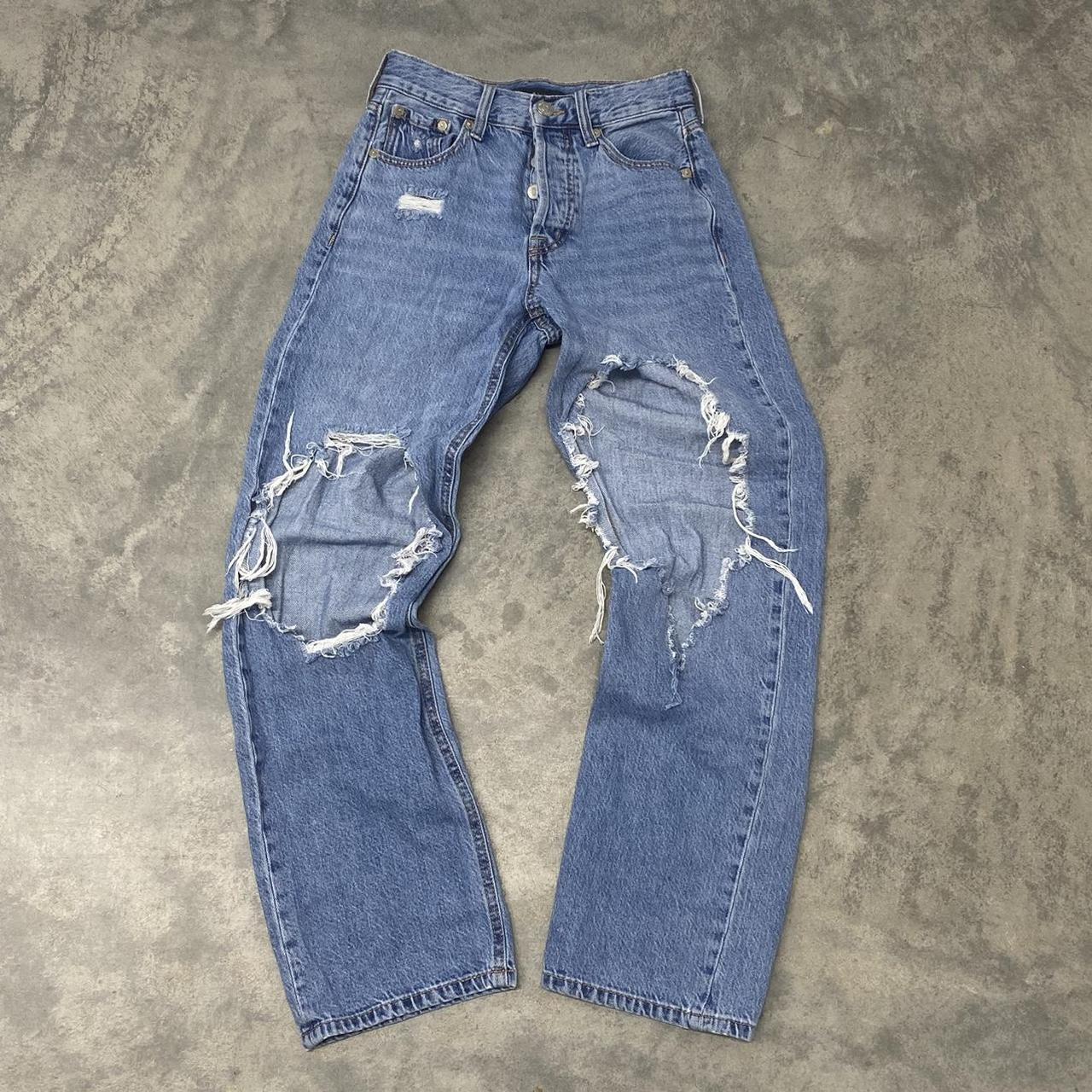 Y2k Baggy Ripped Jeans 26 x 30 Condition... - Depop