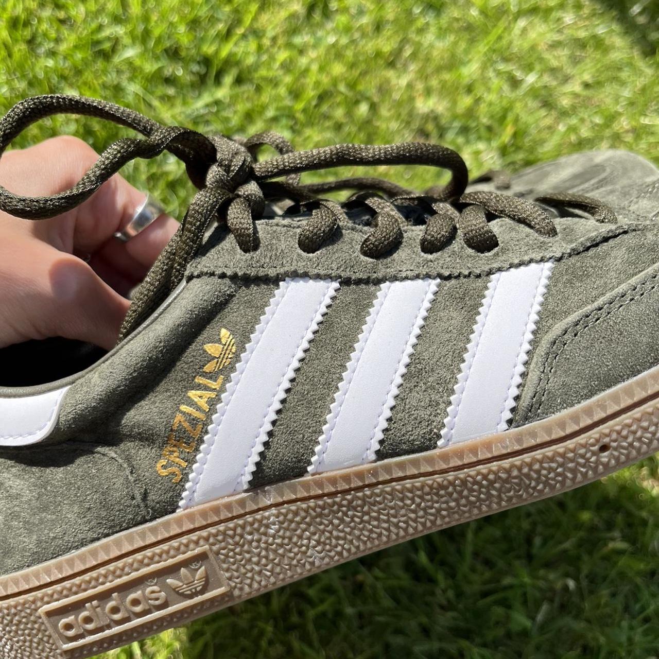 ladies khaki adidas trainers