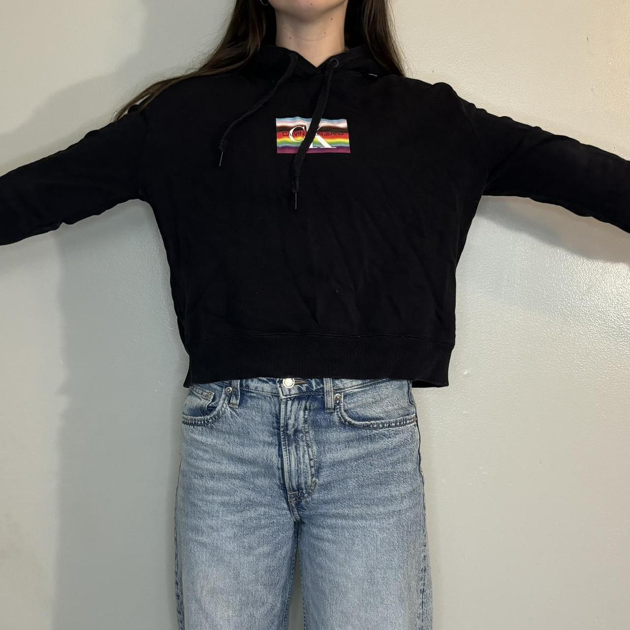 CALVIN KLEIN PRIDE CROPPED HOODIE, love this