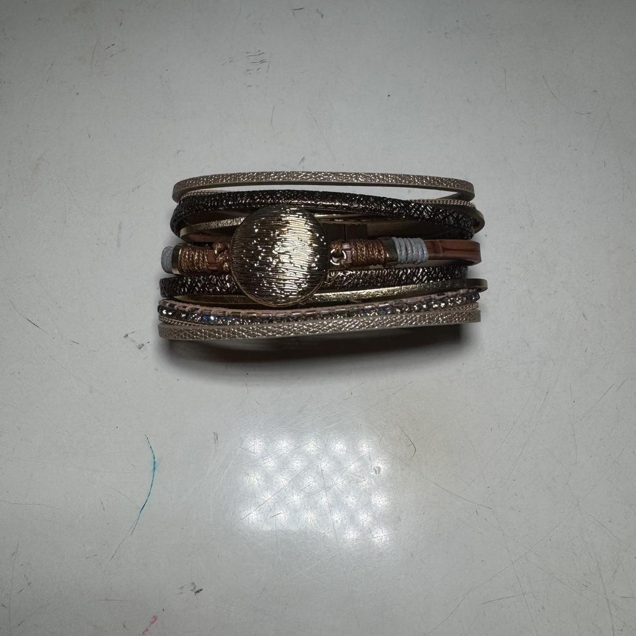 item listed by wiserose