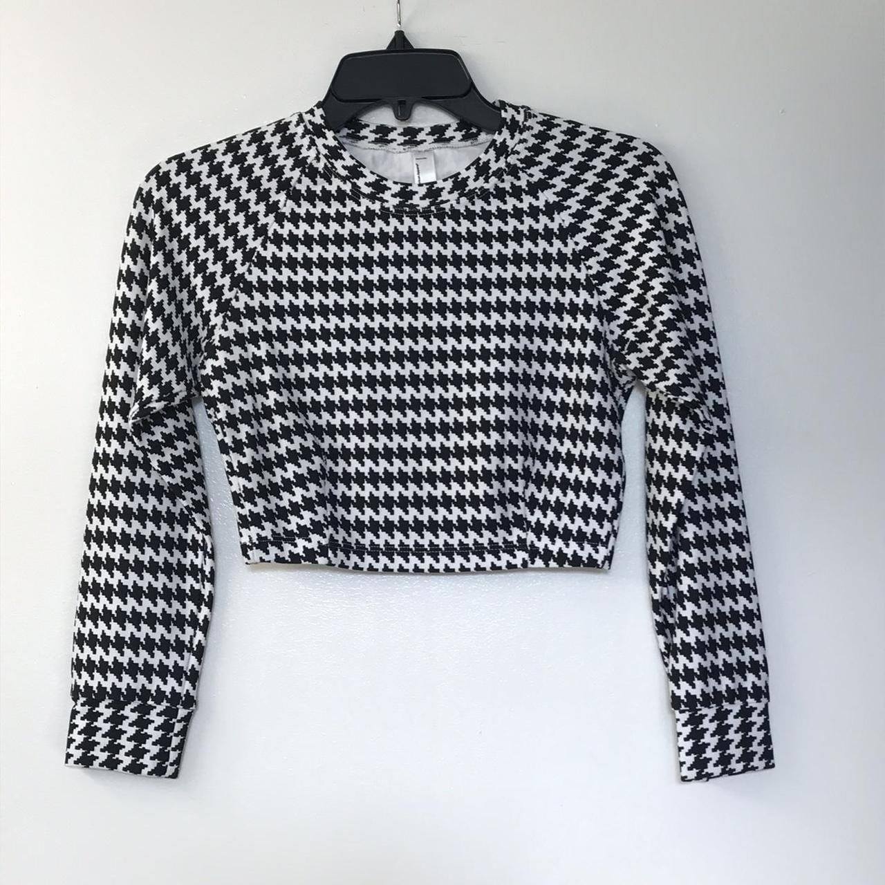 American Apparel Women's Black and White Crop-top